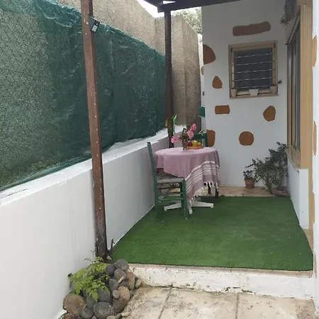Fay'S House Apartment Mesagros Exterior photo